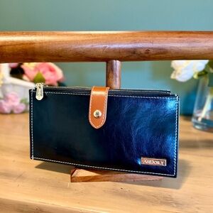 Black and Tan Women's Wallet